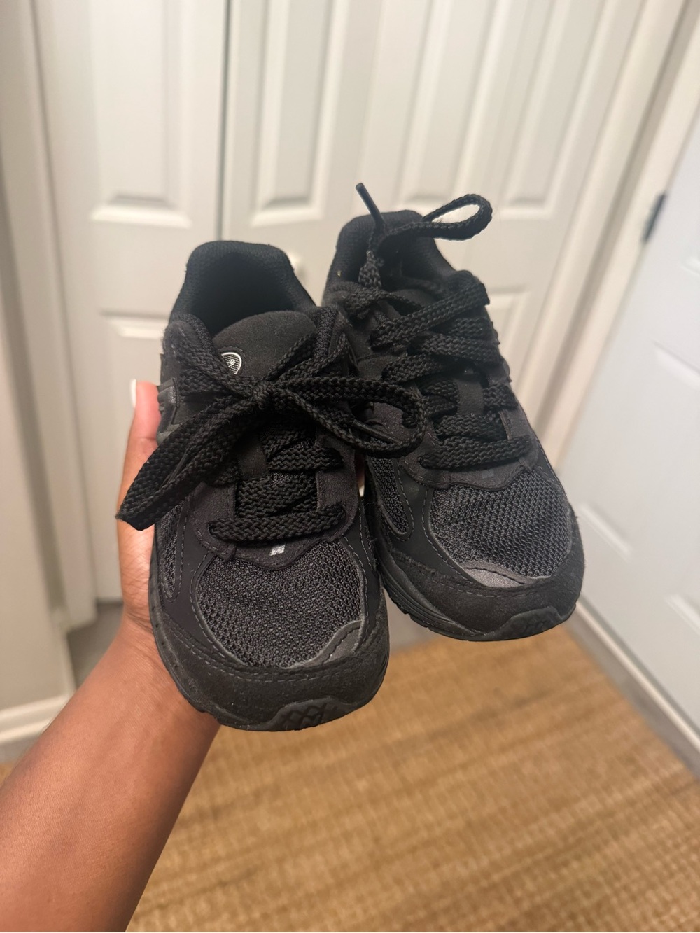 New Balance Black Kids Sneakers - Breathable Mesh Runner